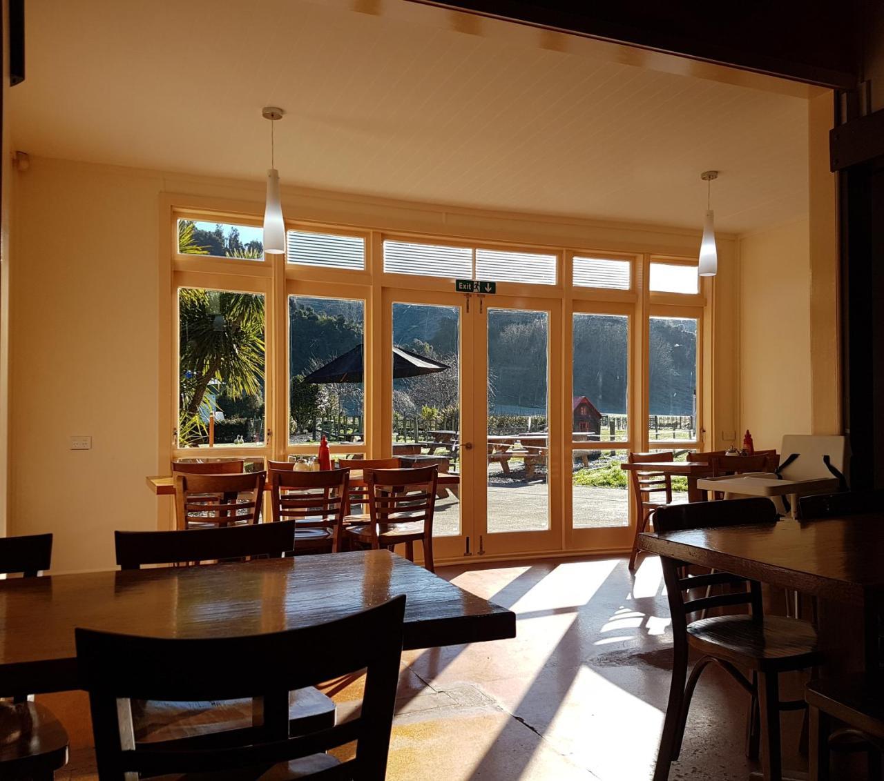 Flat Hills Tourist Park Hotel Ruahine Exterior foto